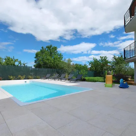 Stinjan 1868 * 풀라