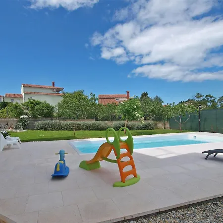 Apartment Stinjan 1868